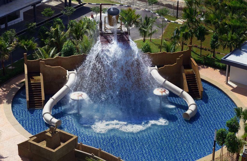 Kampung Sungai Karang Cozy Swiss Garden Beach Resort Residence מראה חיצוני תמונה