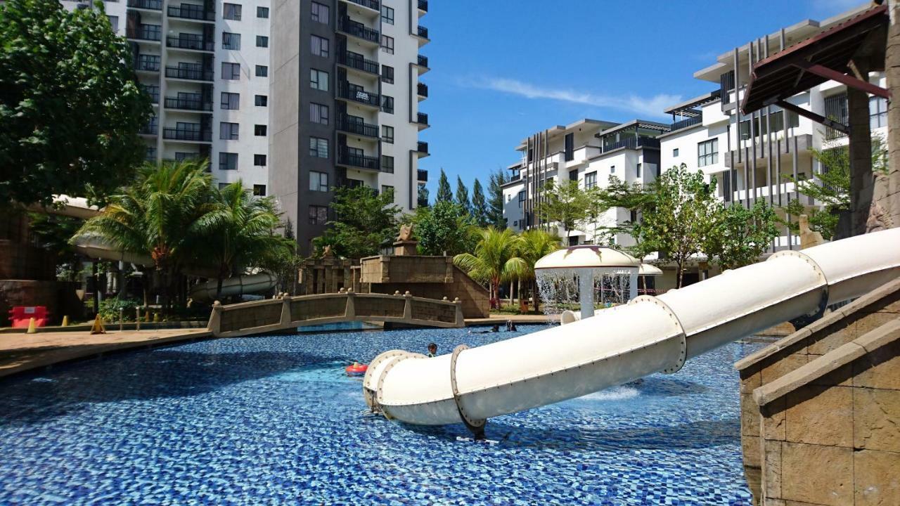 Kampung Sungai Karang Cozy Swiss Garden Beach Resort Residence מראה חיצוני תמונה