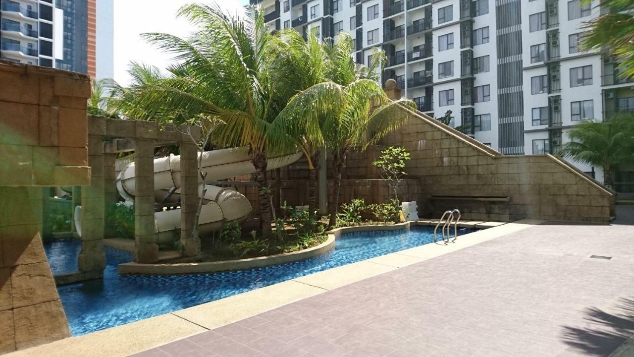 Kampung Sungai Karang Cozy Swiss Garden Beach Resort Residence מראה חיצוני תמונה