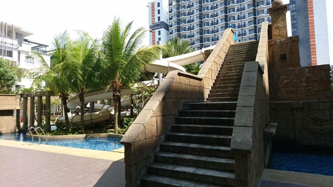 Kampung Sungai Karang Cozy Swiss Garden Beach Resort Residence מראה חיצוני תמונה
