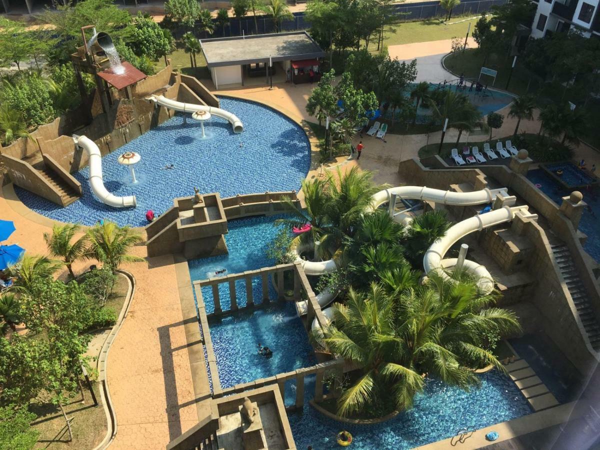 Kampung Sungai Karang Cozy Swiss Garden Beach Resort Residence מראה חיצוני תמונה
