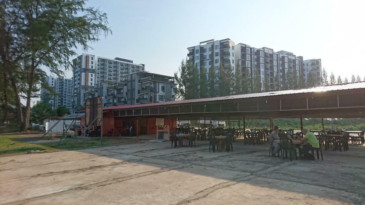 Kampung Sungai Karang Cozy Swiss Garden Beach Resort Residence מראה חיצוני תמונה